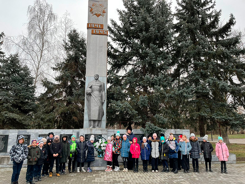 И в памяти, и в книге навсегда!