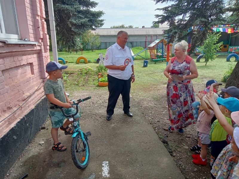 Правила дорожные - детям знать положено